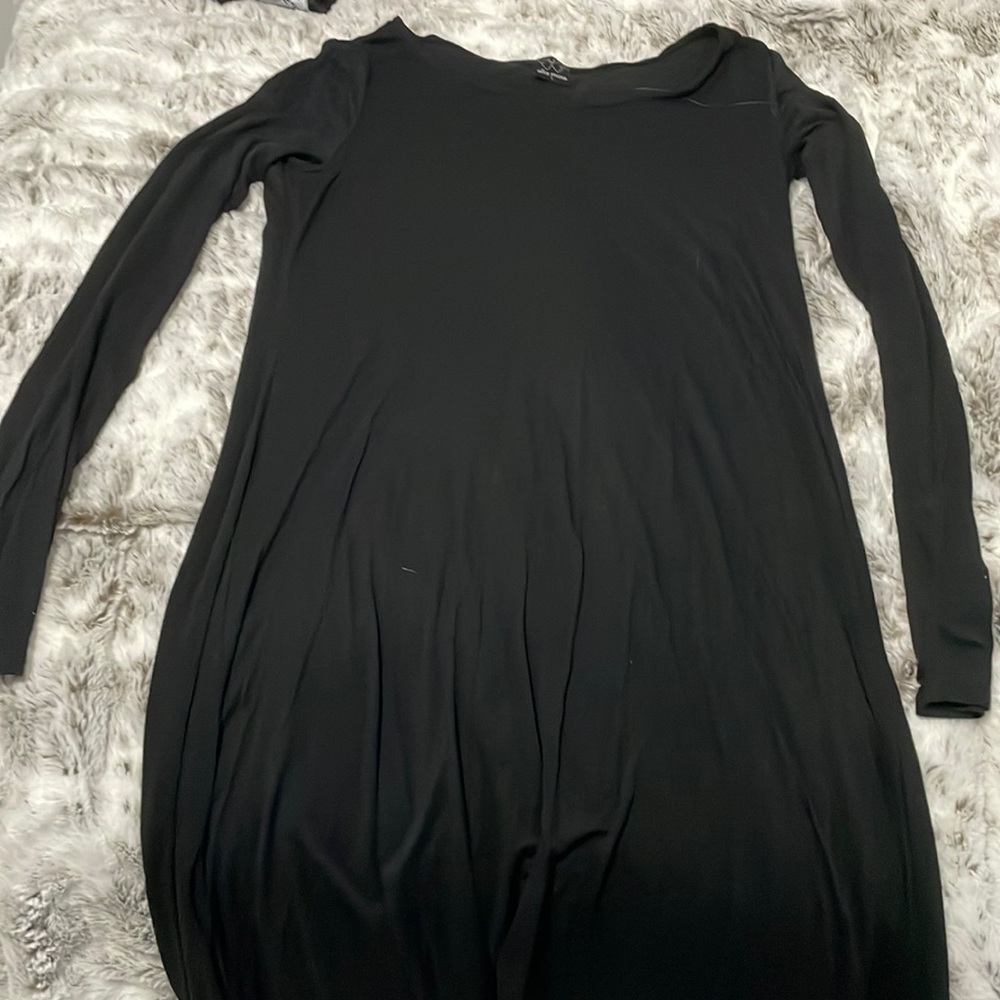 Black Long High to Low long-sleeve dress